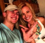 Johnny-Manziel-guns-up.jpg