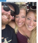 Screenshot 2023-04-27 at 14-00-23 r_howardstern - Conjoined twins Britt and Abby are now marri...png